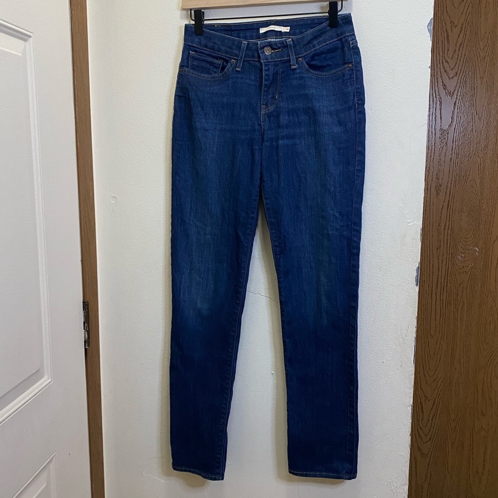 Levi’s 712 Slim straight leg jeans size 28